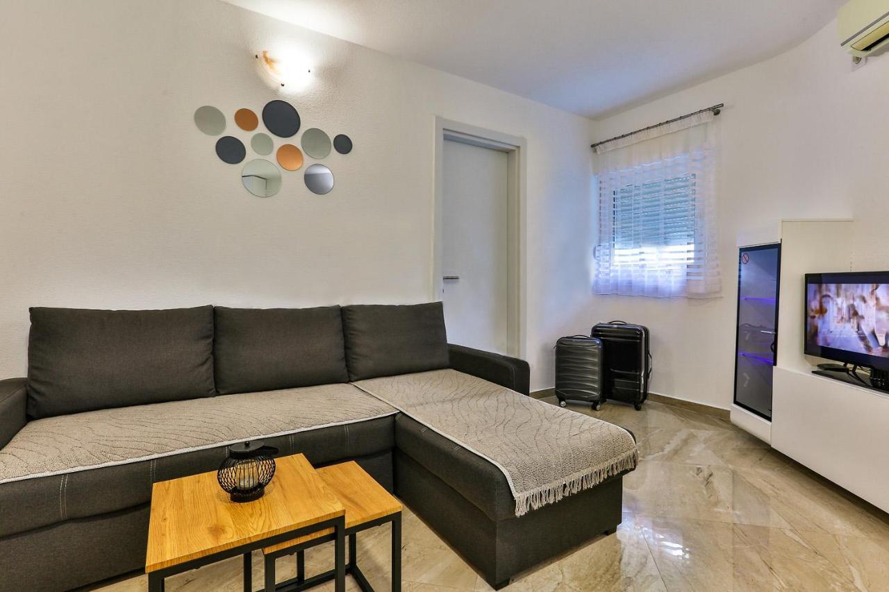 Zara Apartment Budva Ngoại thất bức ảnh